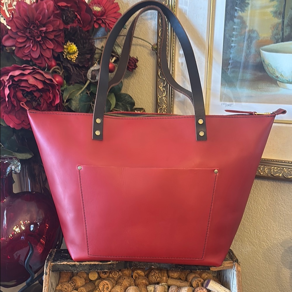 Portland Leather Goods Limited Edition Large Ruby zip Tote
